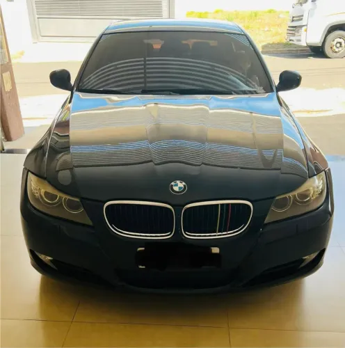 BMW 320I A 2010