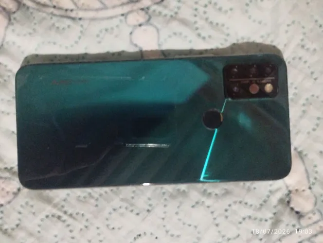 Vendo celular com ótima estado e bem conservado