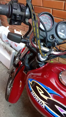Cg 125 Titan ano 2000 ótimo estado geral 