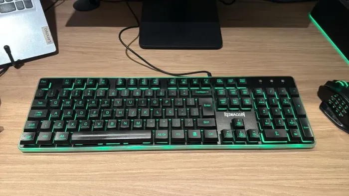 Teclado Redragon Dyaus 2 Membrana RGB