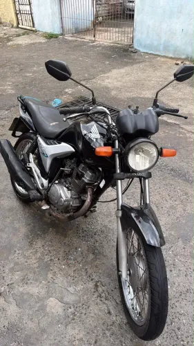 Titan mix 150 ano 2010 carburada partida e click 7500 mil