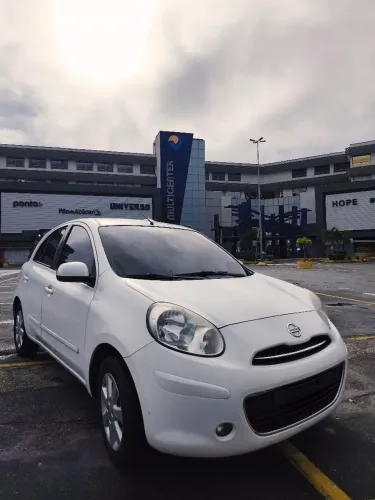 Nissan March S 1.0 16V Flex Fuel 5P 2014