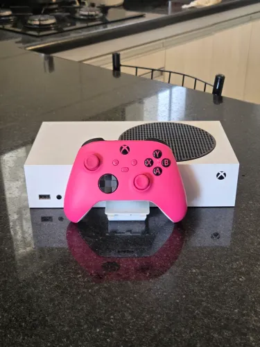 XBOX SERIES S (364 GB)