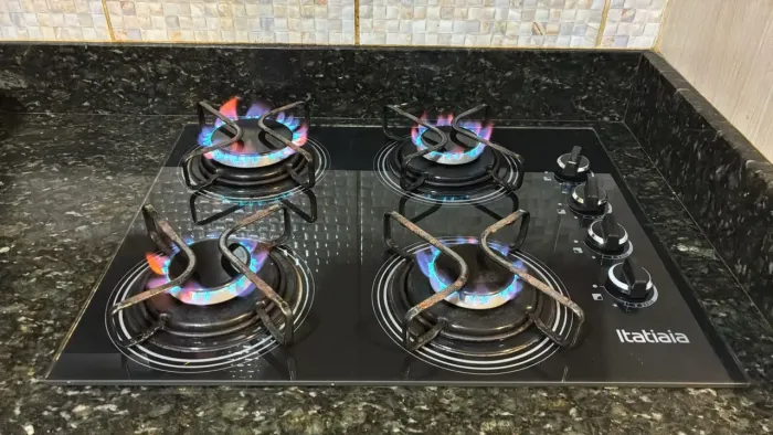 ? Cooktop Itatiaia 4 bocas - R$350