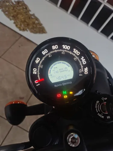 Vendo moto Royal enfield