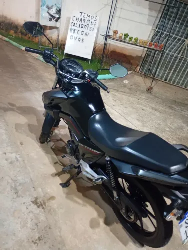 Moto titan 160 valor pra vender logo 18 mil tem conversa