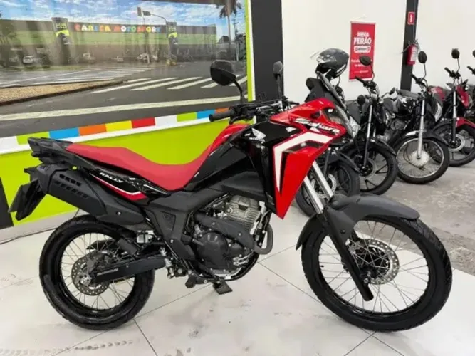 HONDA XRE 300 SAHARA RALLY