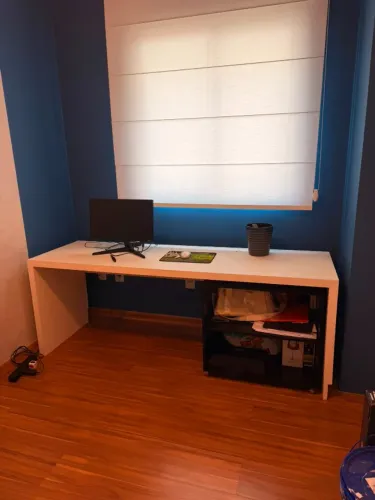 Mesa home office em MDF + Gabinete com rodízios