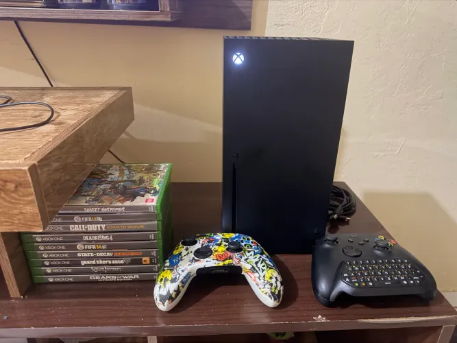 Xbox Series X vendo ou troco por notebook gamer