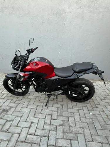 FAZER 250c