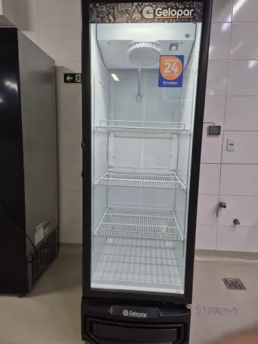 Refrigerador Expositor Gelopar GRV-57PR