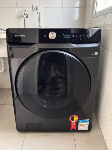 Lava e Seca Samsung 18kg Preta WD18T6500GV/AZ