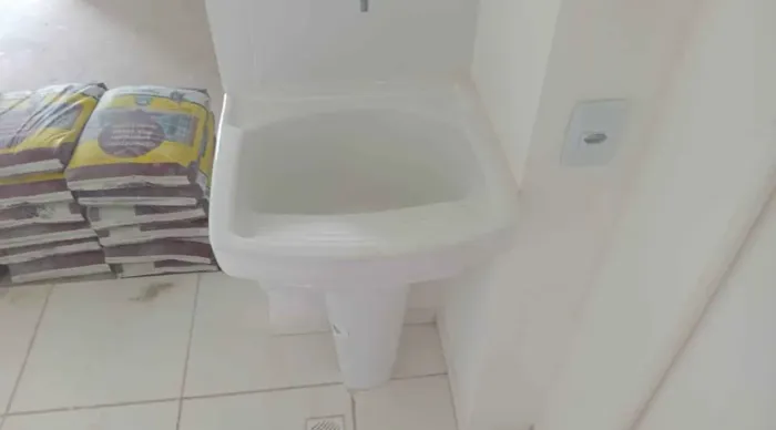 Tanque Branco com Coluna Conjunto Completo