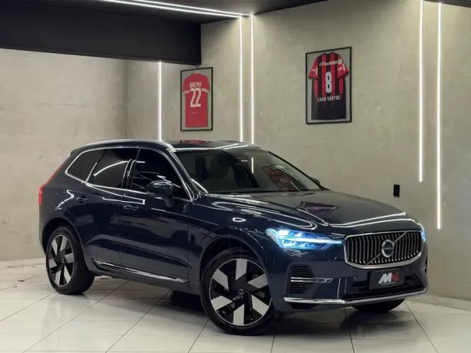 Volvo XC-60 T-8 Ultimate 2.0 AWD (híbrido) 2024
