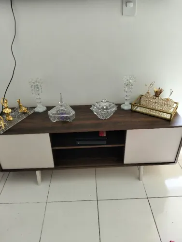 Vende-se rack de sala