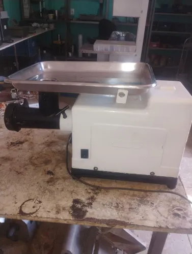 Moedor de carne Filizola boca 22