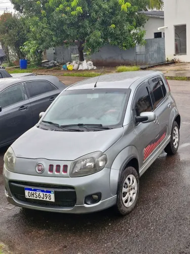 Fiat Uno Sporting 1.4 EVO Fire Flex 8V 4P 2014