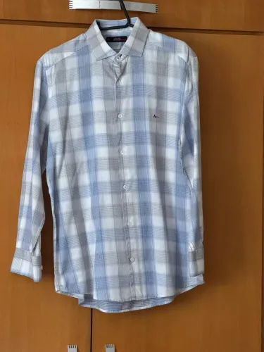 Camisa xadrez Aramis em tons azul claro e branco M