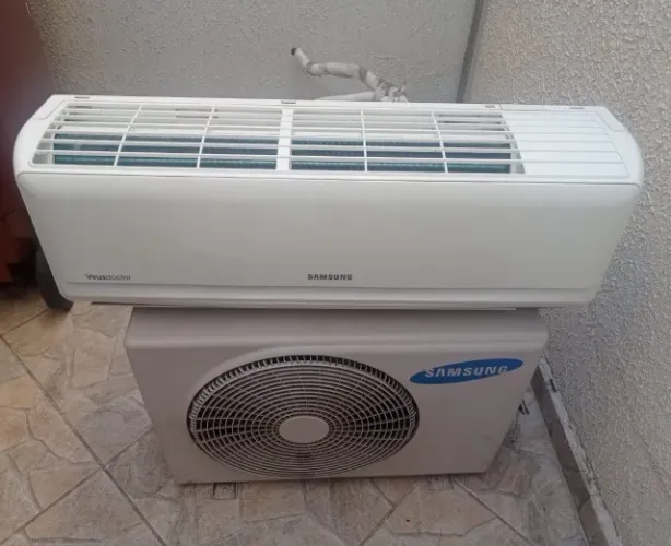 Ar-Condicionado Split Samsung Max Plus 9.000 BTUs Frio 220V