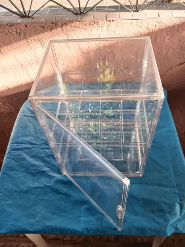 Acrílico para salgados e doces. 