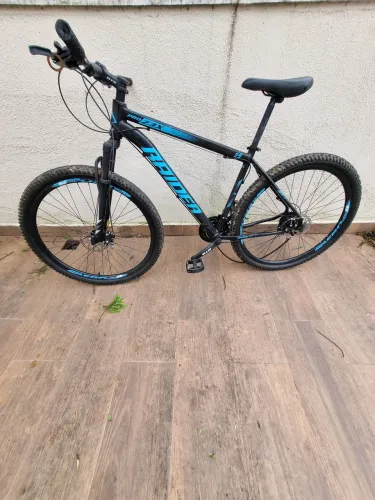 Bicicleta de alumínio aro 29