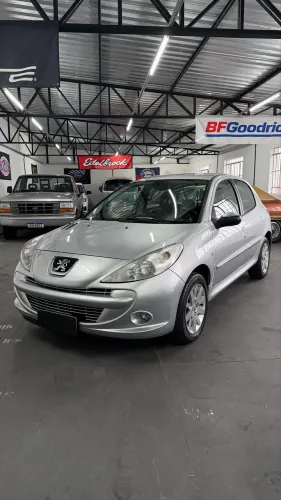 Peugeot 207 XS 1.6 Flex 16V 5P Aut. 2012