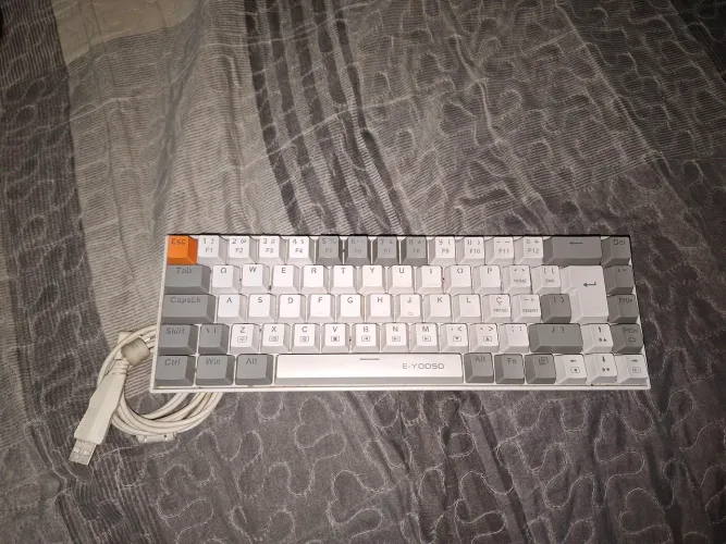 Teclado mecânico switch red e-yooso