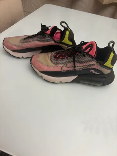 Tênis Nike feminino