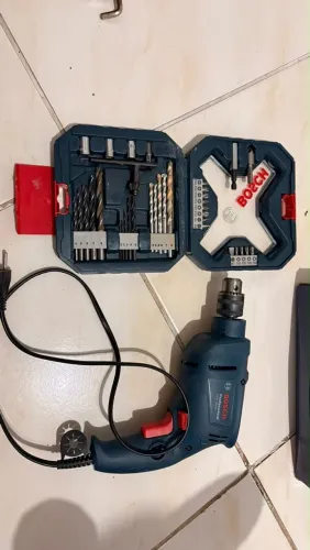 Vendo furadeira