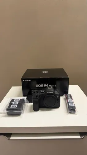 Camera Canon R6 Mark II