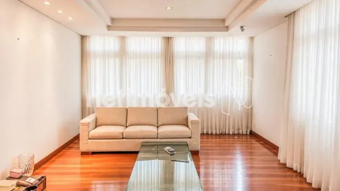 APARTAMENTO 4 QUARTOS, 1 SUÍTE E 3 VAGAS À VENDA NO SANTO AGOSTINHO EM BELO HORIZONTE.