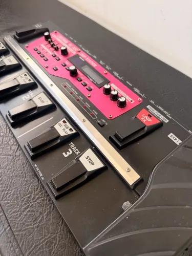 Pedaleira Boss Rc-300