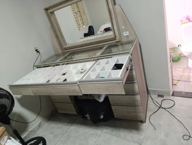 Cômoda/pentiadeira