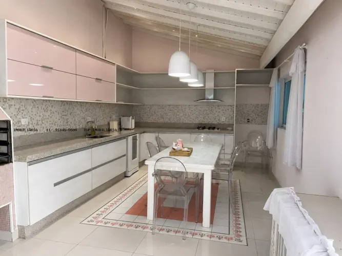 Casa para Locação em Cajamar, Santa Terezinha (Jordanésia), 3 dormitórios, 1 suíte, 2 banh
