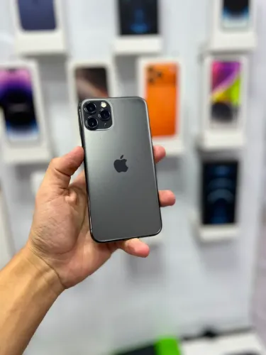 iPhone 11 Pro - 64GB ?1.399,00