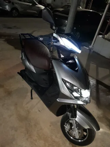 Scooter elétrica hao conquest