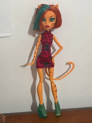 Monster High Torelei Stripe Freaky Field Trip G1