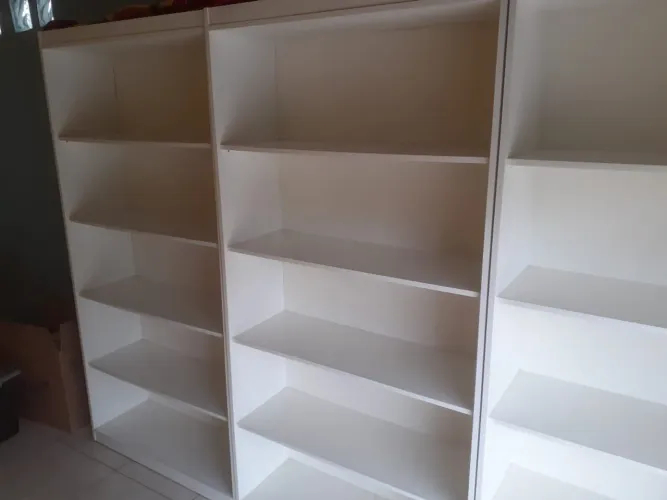 Três prateleiras Mdf Novas
