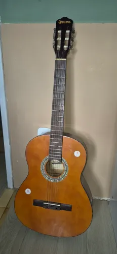 Violão serenna