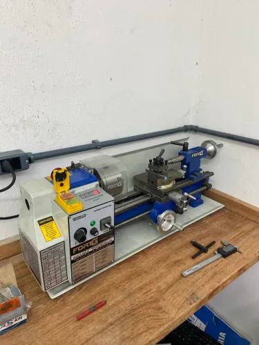 Mini Torno Mecânico Profissional 350mm 550W 220v 2500 rpm FORTGPRO-FG0001