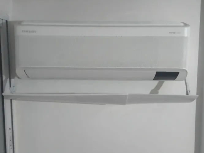 Ar-Condicionado Split Samsung WindFree 9.000 BTUs - Pouco Usado | Excelente Estado
