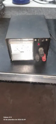 Fonte ajustável