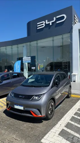 BYD Dolphin EV (Elétrico) 2026