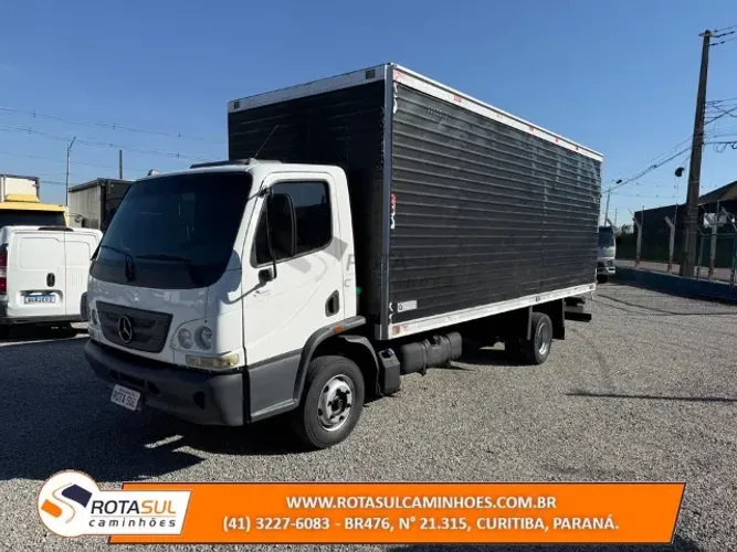 M.BENZ ACCELO 815 2012 Baú de 6,20M