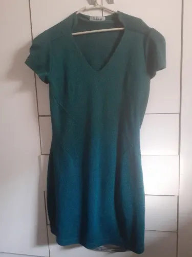 Vendo   .   Lindo  vestido   de  linho  .