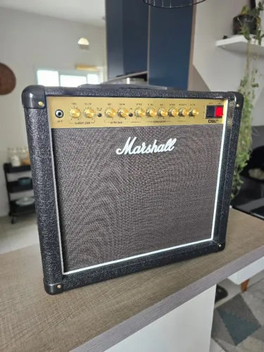 Amplificador Marshall DSL20CR com Vintage 30