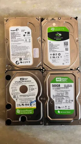 Lote de HDs 2TB e 500GB barato pra sair rapido oportunidade