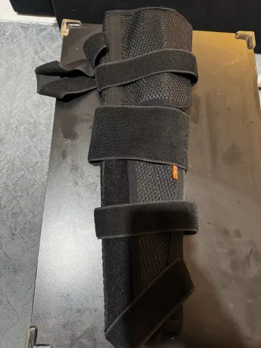 Imobilizador De Joelho Hidrolight 70cm Largo Com Velcro Ortopédica