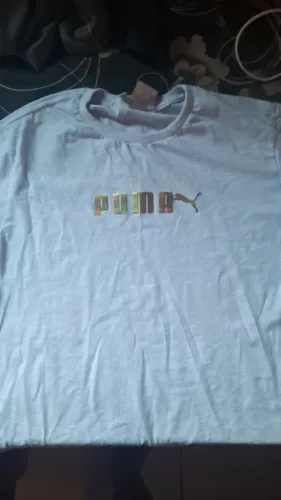 Vende se Par de Camisa Puma