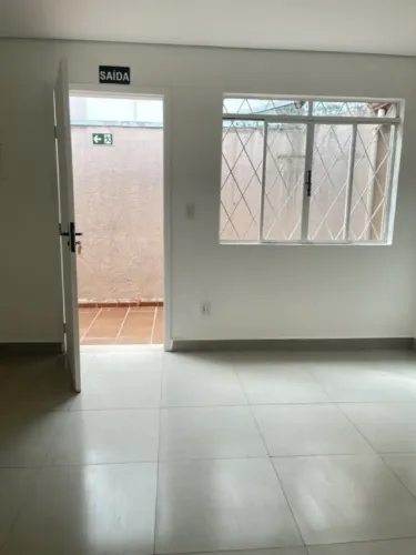 Casa para Locação em São Paulo, Pinheiros, 2 dormitórios, 1 banheiro